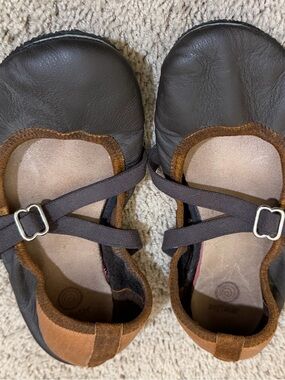Women’s SoftStar Brown Leather Mary Jane Shoes